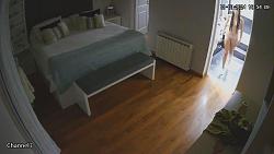 Click image for larger version. 

Name:	mm1018.mp4_snapshot_04.24_[2025.06.01_08.46.34].jpg 
Views:	295 
Size:	94.2 KB 
ID:	11145