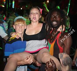 Click image for larger version. 

Name:	155.jpg 
Views:	3710 
Size:	79.8 KB 
ID:	425